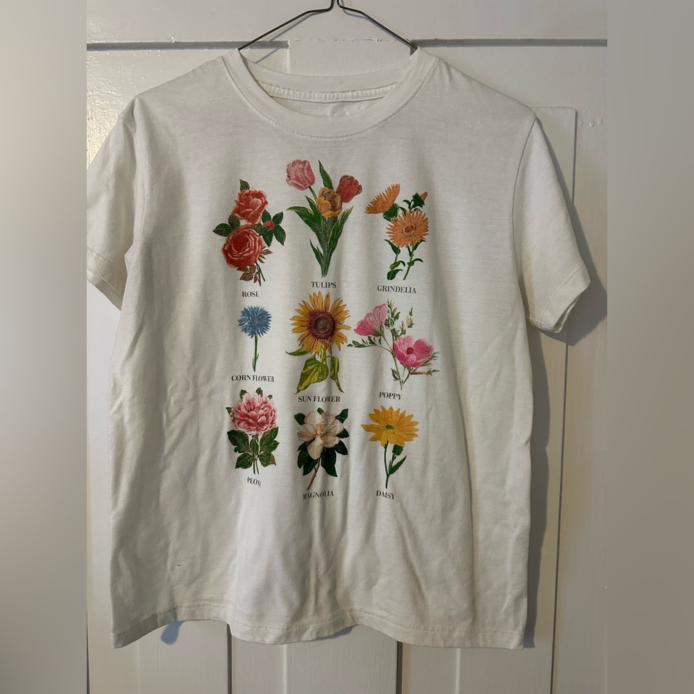Flower tee